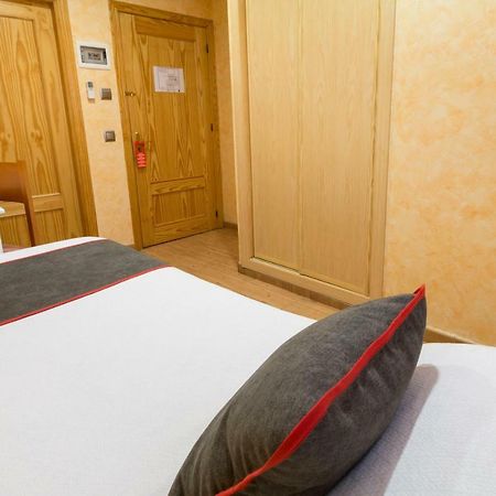 Oyo Hotel Los Alamos プラセンシア エクステリア 写真