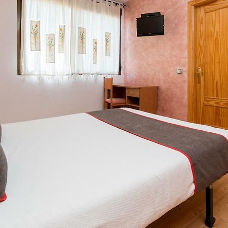 Oyo Hotel Los Alamos プラセンシア エクステリア 写真