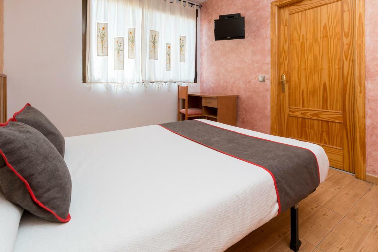 Oyo Hotel Los Alamos プラセンシア エクステリア 写真